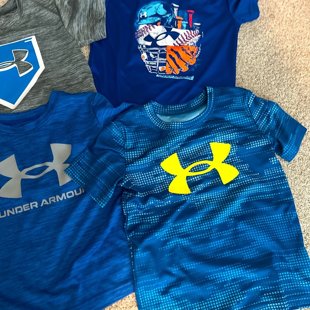 Under Armour lot little boys size 4 shirts